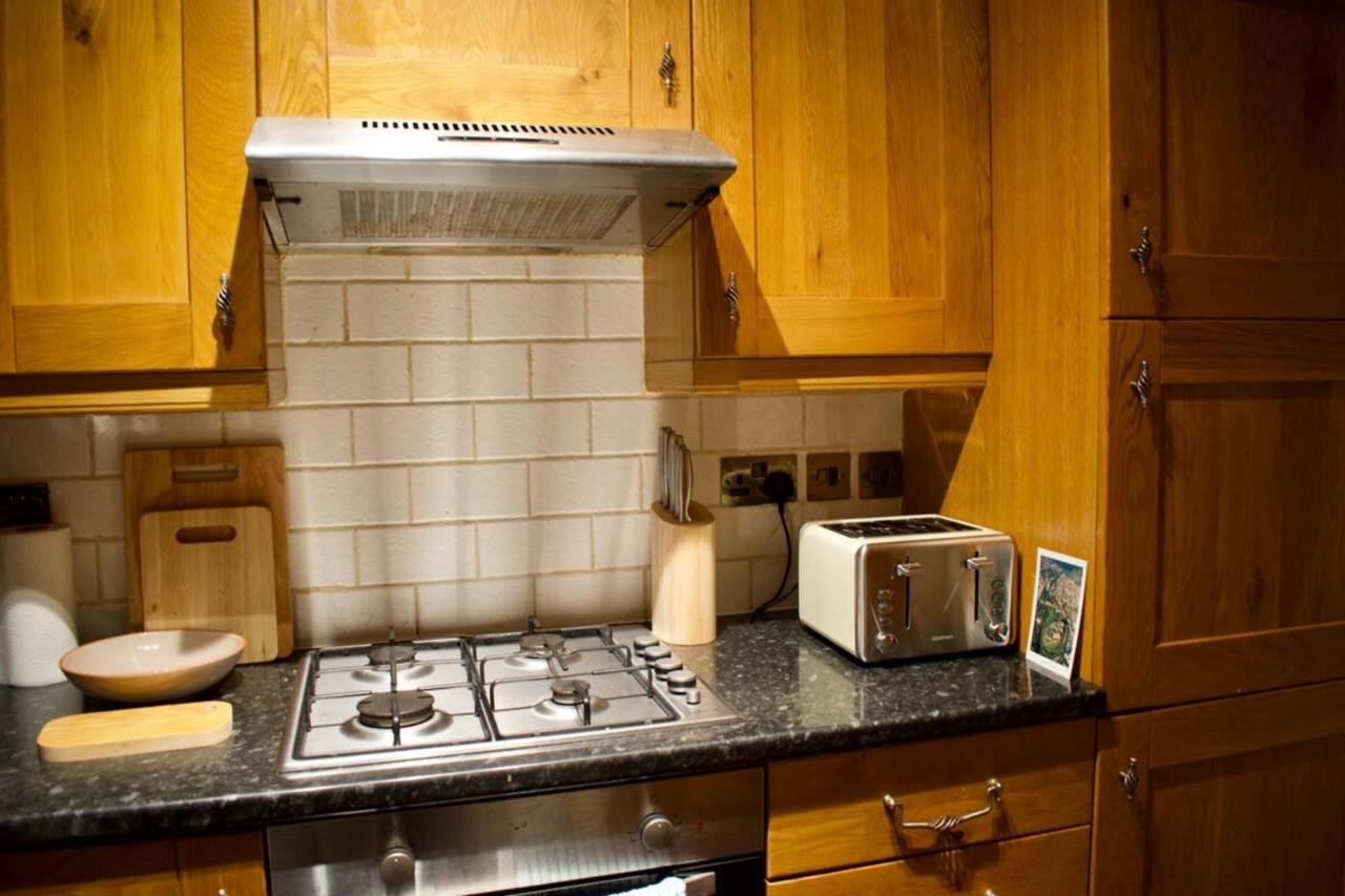 Newly Refurbed Home With Free Parking EDI Eksteriør bilde