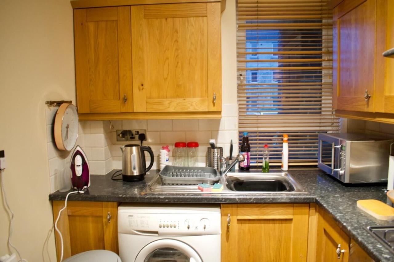 Newly Refurbed Home With Free Parking EDI Eksteriør bilde